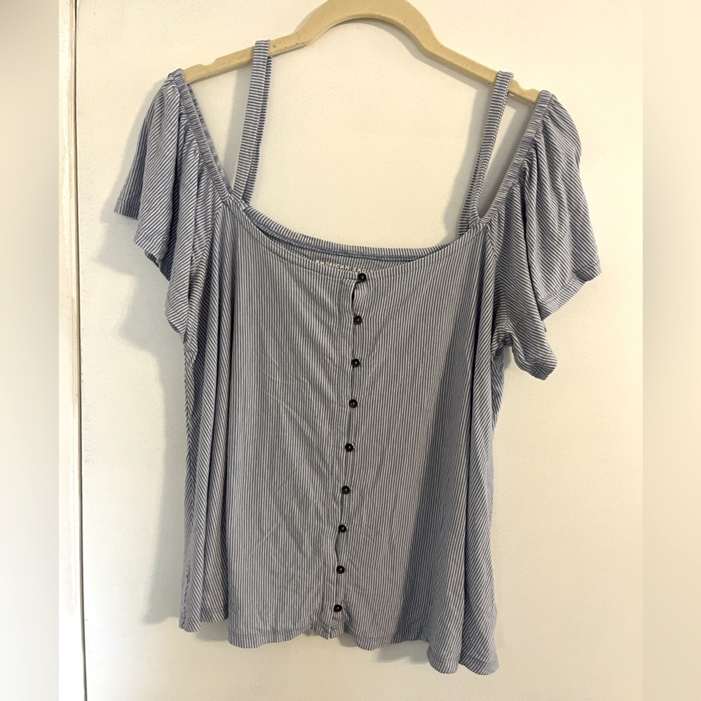 American Eagle Button Up Cold Shoulder Shirt